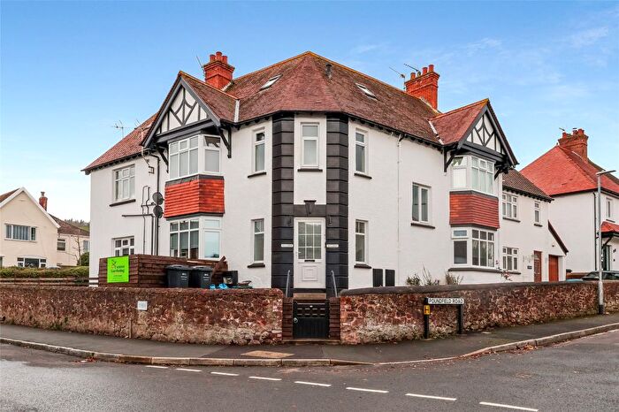 2 Bedroom Flat For Sale In Cher, Minehead, Somerset, TA24