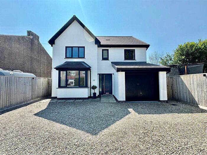 5 Bedroom Detached House To Rent In Hollywood Avenue, Penwortham, Preston, PR1