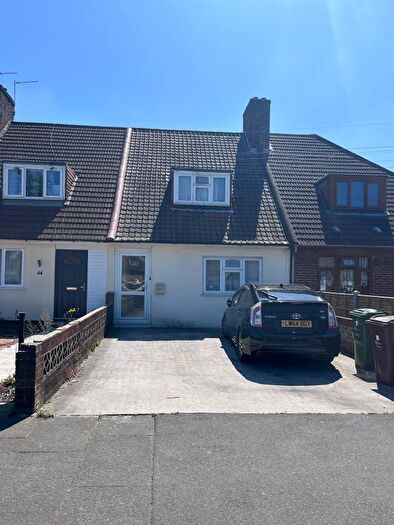 2 Bedroom Terraced House To Rent In Becontree Avenue, Dagenham, RM8