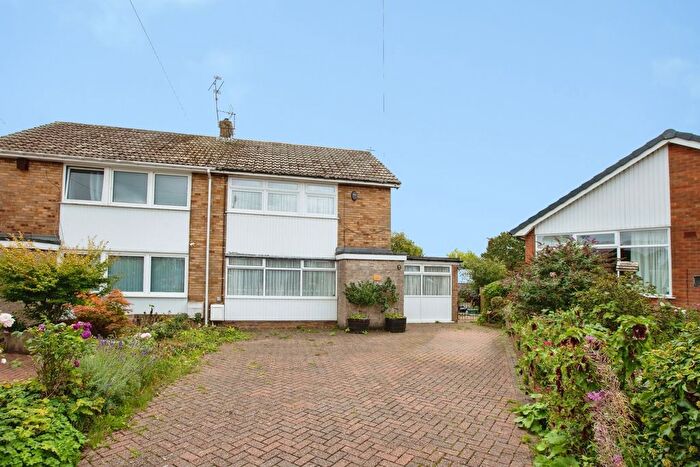 3 Bedroom Semi Detached House For Sale In Woodside, Sutton-In-Ashfield, Nottinghamshire, NG17