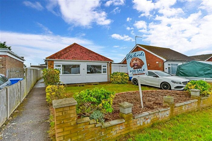 3 Bedroom Detached Bungalow For Sale In Danes Drive, Bayview, Kent, ME12