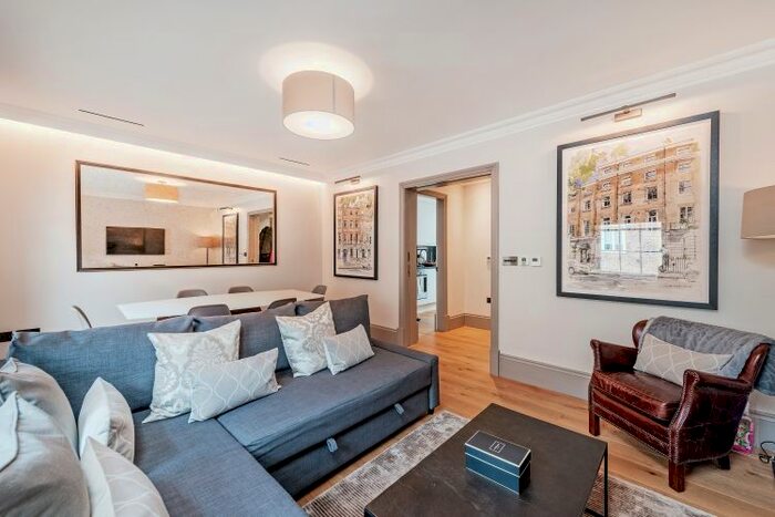 2 Bedroom Flat To Rent In Crawford Street, London, W1U