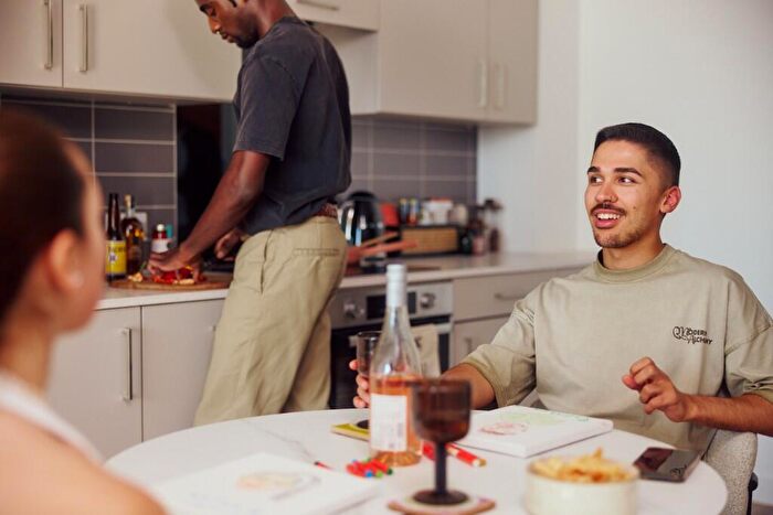 1 Bedroom Apartment To Rent In Heyrod Street, Manchester, M1