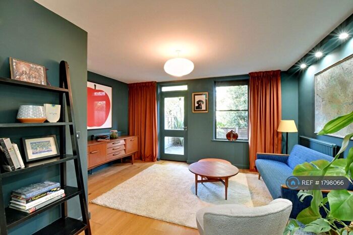 1 Bedroom Flat To Rent In Eliot Park, London, SE13