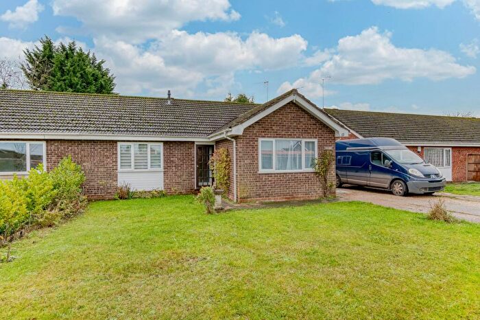 3 Bedroom Semi-Detached Bungalow To Rent In Kennedy Close, Dereham, NR19