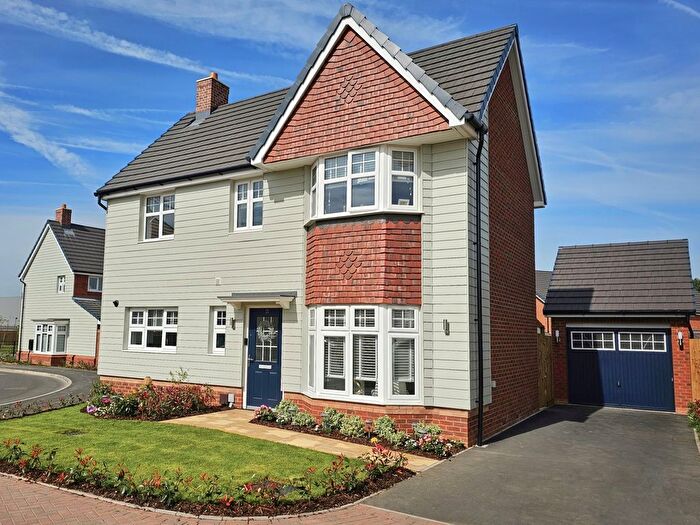 3 Bedroom Detached House For Sale In Thorneywood Road, Drakelow, Burton-On-Trent, DE15