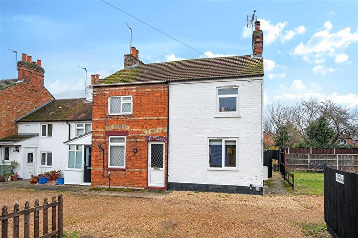 2 Bedroom End Terrace House For Sale In Preservine Walk, Clapham, MK41