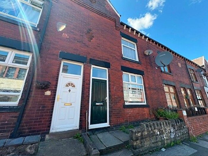 3 Bedroom Property To Rent In Eskrick Street, Bolton, BL1