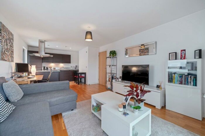 1 Bedroom Apartment To Rent In The Lock House, Camden, NW1