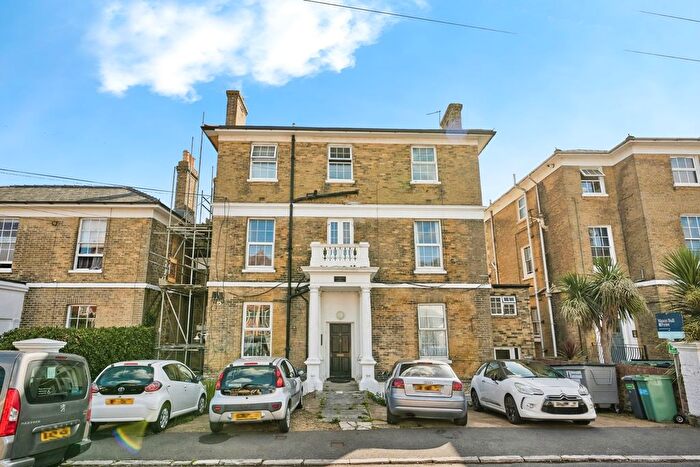 1 Bedroom Flat For Sale In Belvedere Street, Ryde, Isle Of Wight, PO33