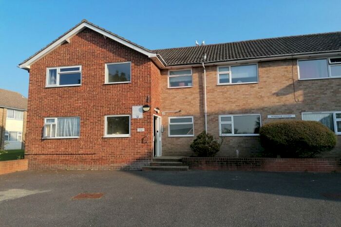 1 Bedroom Flat To Rent In Windsor Way, Polegate, East Sussex, BN26