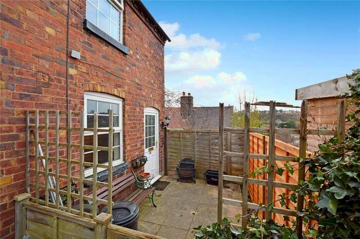 1 Bedroom Semi-Detached House For Sale In 62 Bernards Hill, Bridgnorth, Shropshire, WV15