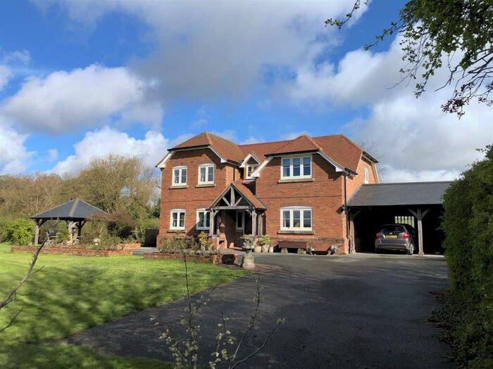 4 Bedroom Detached House To Rent In Sherborne St. John, Basingstoke, Hampshire, RG24