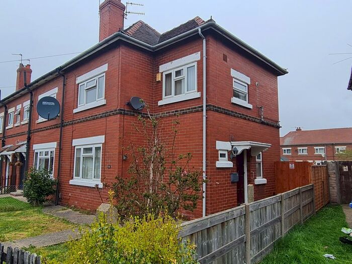 2 Bedroom House To Rent In Chester Road, Doncaster, DN2