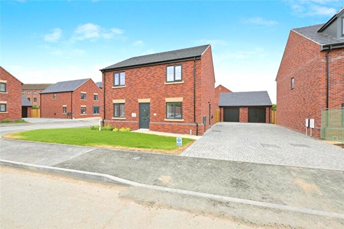 4 Bedroom Detached House For Sale In Weavers Grange, London Road, Bozeat, NN29