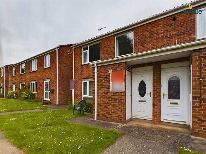 1 Bedroom Flat To Rent In Hawthorn Chase, Lincoln, LN2