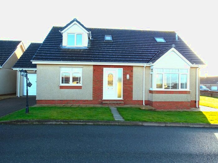 3 Bedroom Property To Rent In Rhos Newydd, Lon Newydd, Rhosybol, Amlwch, Ynys Mon., LL68