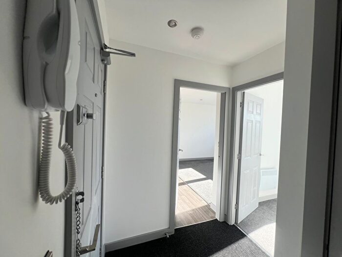 1 Bedroom Flat To Rent In Church Street, Wolverhampton, WV2