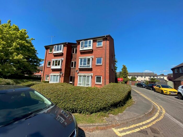 Studio To Rent In Tom Price Close, Cheltenham GL52