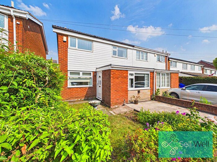 3 Bedroom Terraced House For Sale In Simpson Grove, Worsley, Manchester, M28
