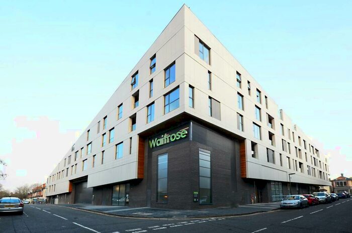 2 Bedroom Flat To Rent In Leapale Lane, Guildford, GU1