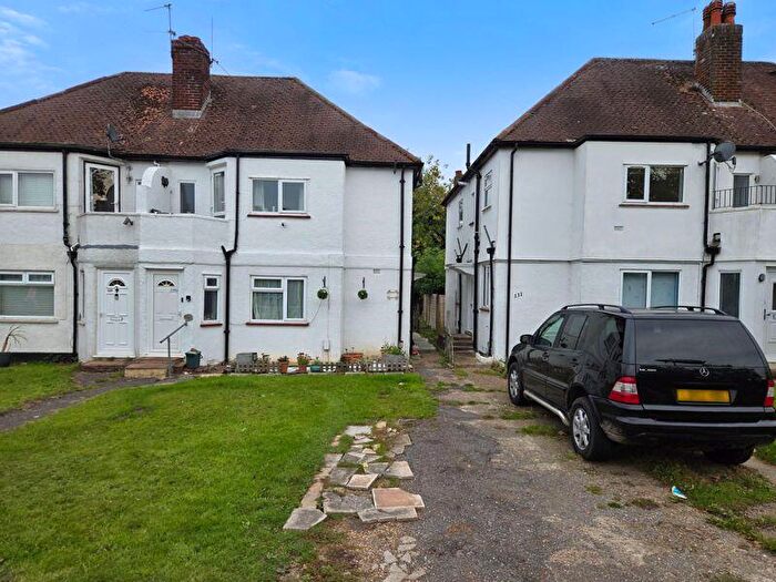 2 Bedroom Maisonette For Sale In Limpsfield Road, Warlingham, CR6