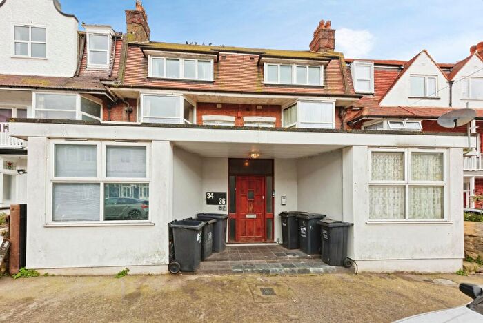 1 Bedroom Flat For Sale In Surrey Road, Cliftonville, Margate, Kent, CT9