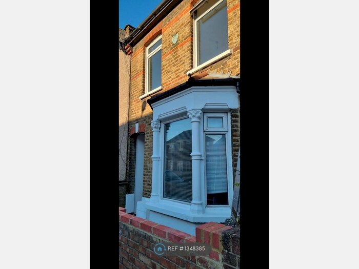2 Bedroom Terraced House To Rent In Ritchings Avenue, London, E17