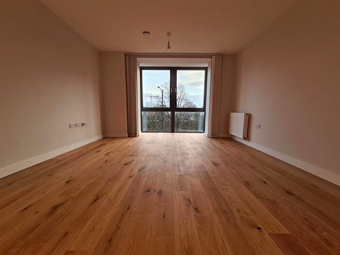 2 Bedroom Flat To Rent In Abel Yard, Wapping Wharf, BS1
