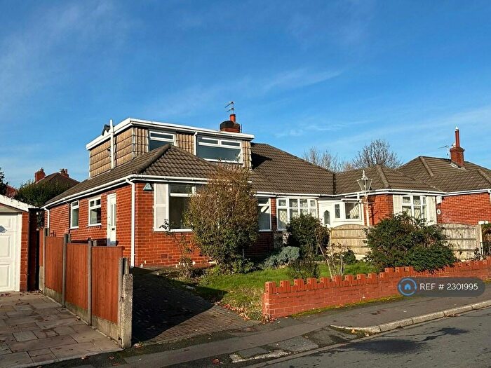 3 Bedroom Bungalow To Rent In Rishworth Drive, Manchester, M40