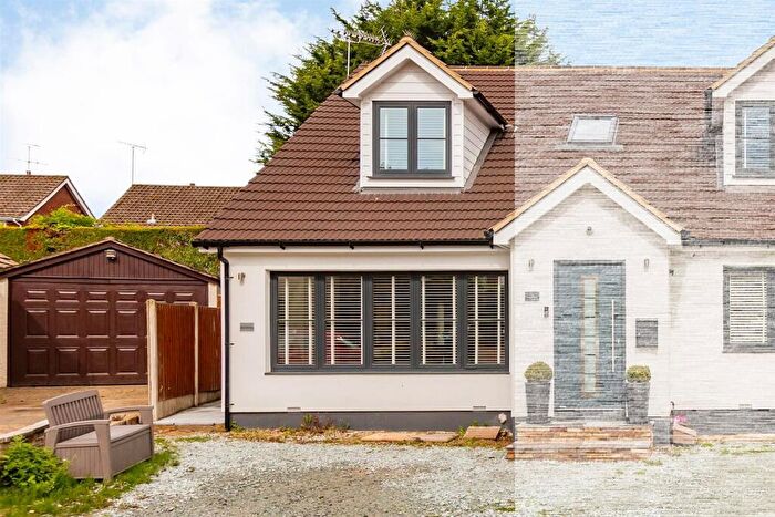 2 Bedroom Semi-Detached House For Sale In Willow Close, Doddinghurst, Brentwood, CM15