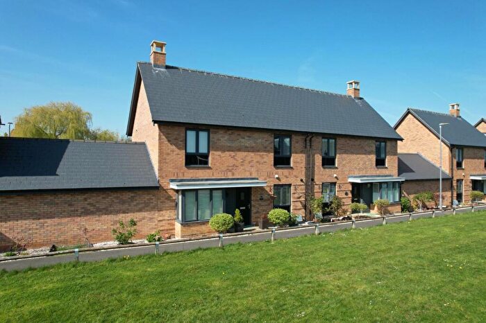 3 Bedroom Semi Detached House For Sale In Hariana Close, Whitehouse, Milton Keynes, MK8