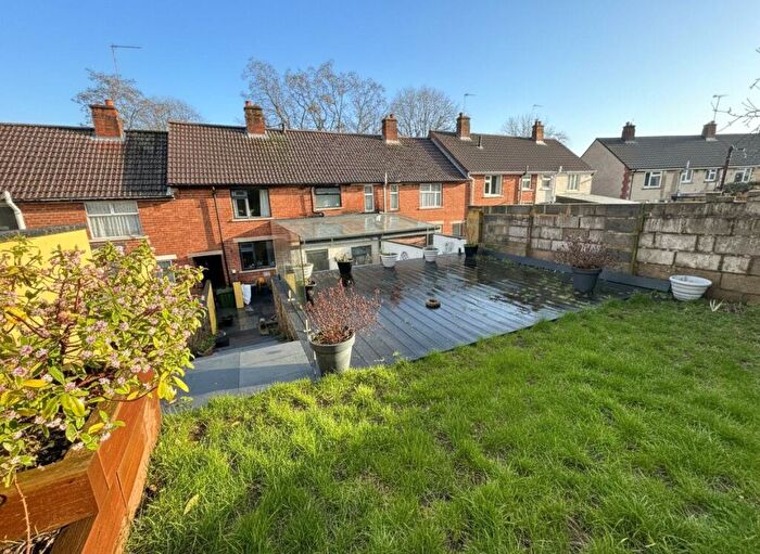 3 Bedroom Terraced House For Sale In Burley Grove, Bristol, BS16