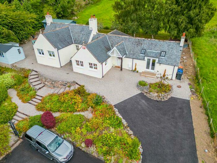 4 Bedroom Cottage For Sale In Inchmarlo, Banchory, AB31