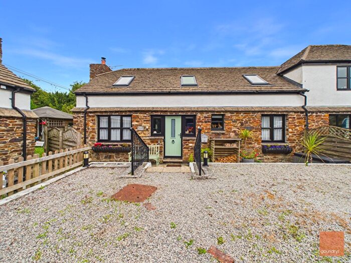 3 Bedroom End Terrace House For Sale In Goonhavern, Truro, TR4