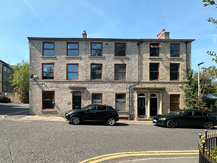 5 Bedroom Apartment For Sale In Belgrave Square, Darwen, BB3