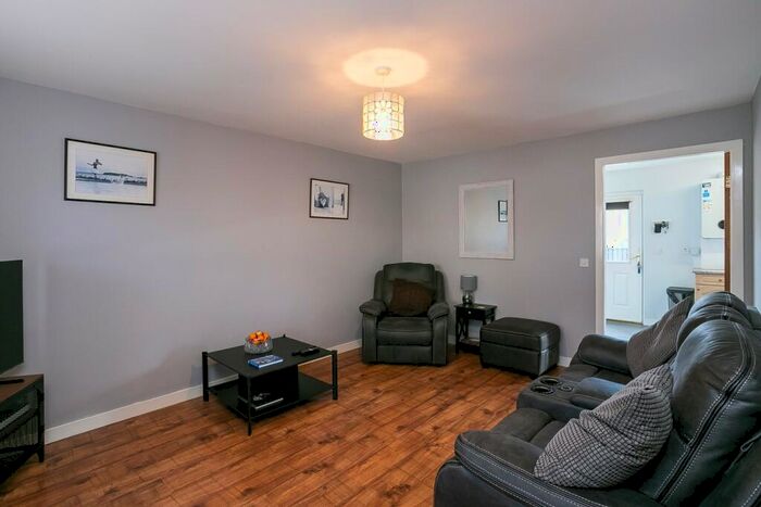 3 Bedroom Terraced House For Sale In Younger Gardens, St Andrews, KY16