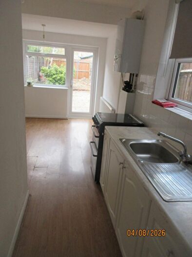 1 Bedroom Flat To Rent In Canterbury Road, Leyton, E10