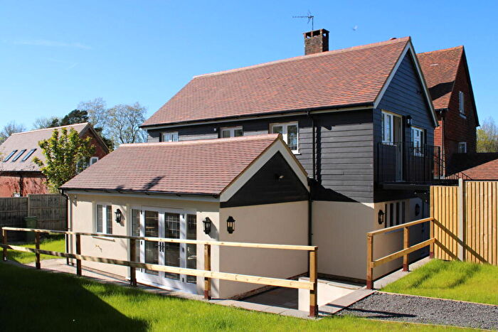 1 Bedroom Apartment To Rent In Stane Street, Ockley, RH5