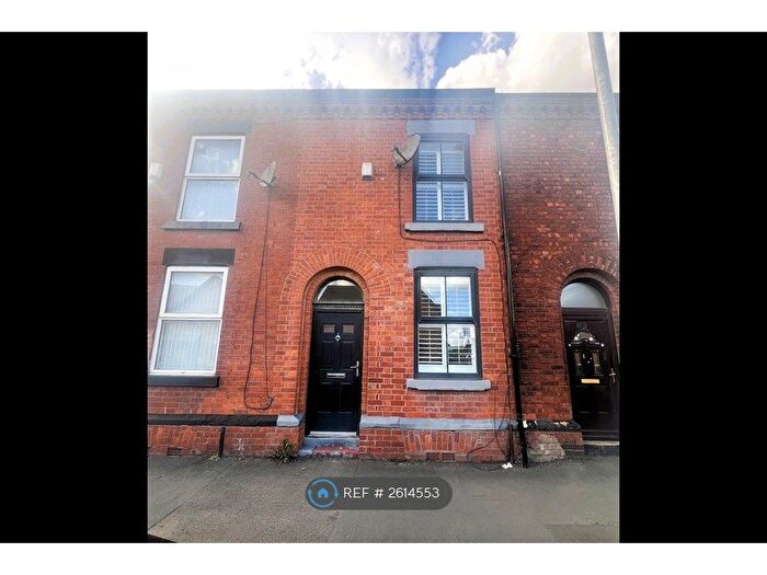 2 Bedroom Terraced House To Rent In Ashton Hill Lane, Droylsden, Manchester, M43