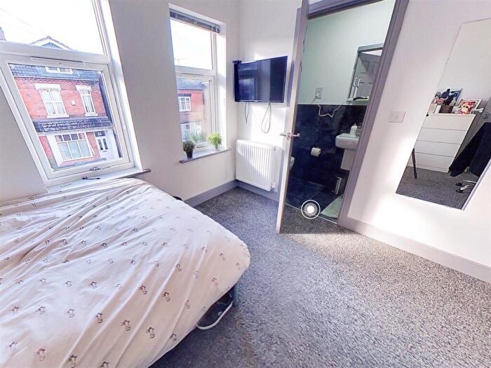 6 Bedroom House To Rent In Teignmouth Road, Birmingham, West Midlands, B29