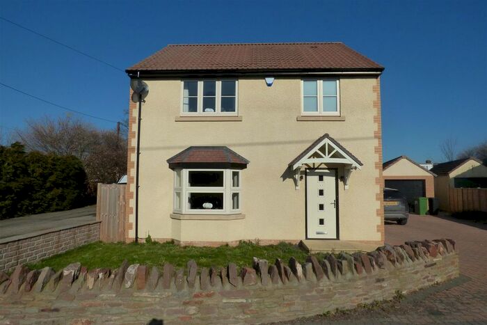 3 Bedroom Detached House To Rent In The Causeway, Coalpit Heath, Bristol, BS36