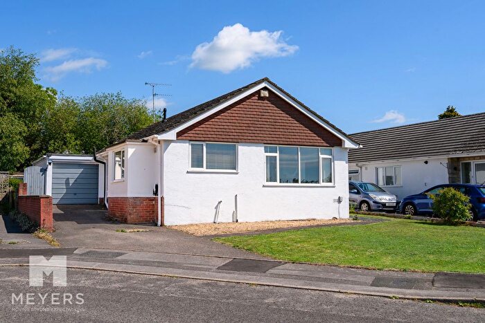 2 Bedroom Bungalow For Sale In Okeford Road, Broadstone, BH18