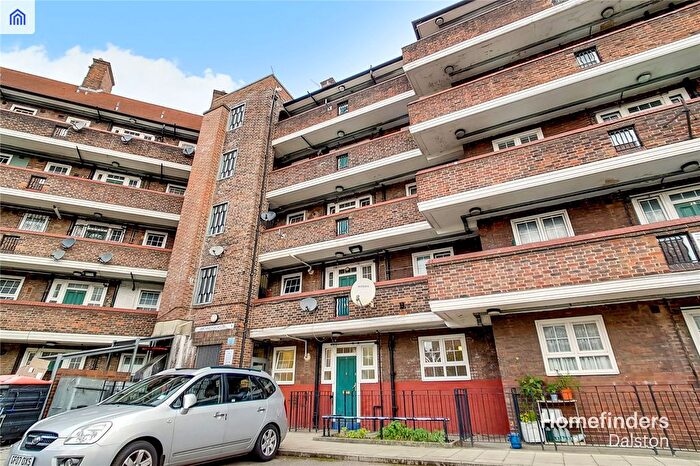 3 Bedroom Flat To Rent In Pembury Road, London, E5