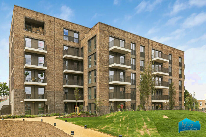 2 Bedroom Apartment To Rent In Medawar Drive, Mill Hill, London, NW7