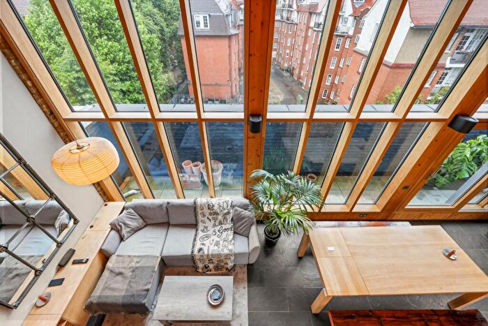 1 Bedroom Penthouse For Sale In Old Nichol Street, Shoreditch, E2