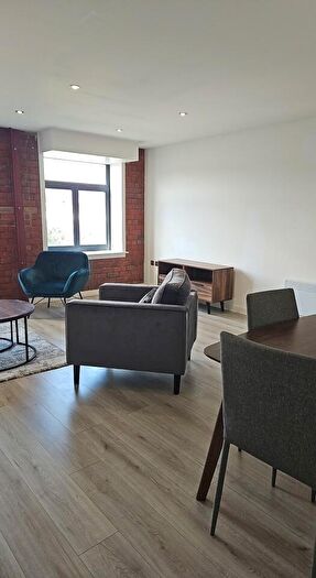 2 Bedroom Duplex To Rent In Cape Street, Bradford, West Yorkshire, BD1