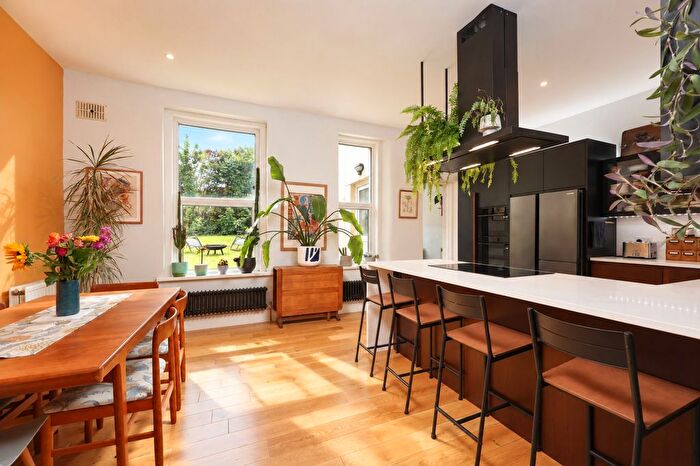 3 Bedroom End Terrace House For Sale In Ashley Hill, Bristol, BS7