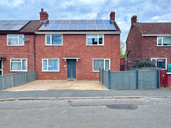 4 Bedroom Semi-Detached House For Sale In Cambridgeshire Close, Ely, CB6