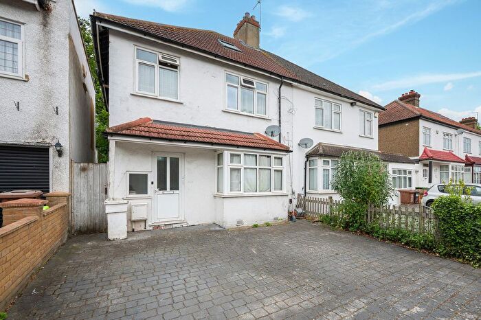 1 Bedroom Flat For Sale In Luffman Road, London, SE12